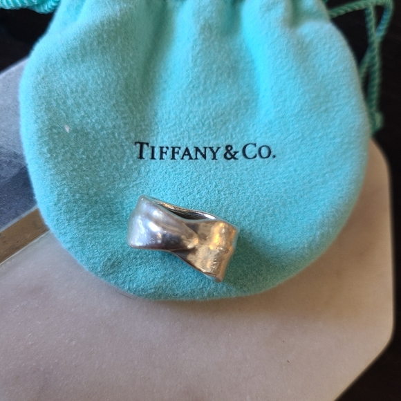 Tiffany & Co. Paloma Picasso Nature Leaf ring - Picture 2 of 5